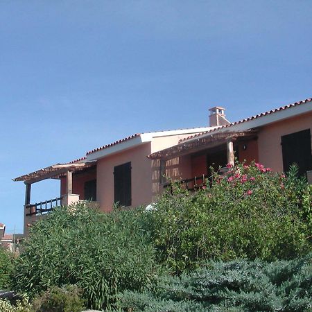 Residence Spiaggia Bianca Golfo Aranci Esterno foto