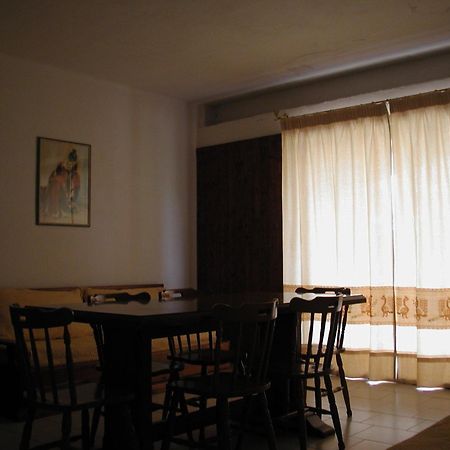 Residence Spiaggia Bianca Golfo Aranci Esterno foto