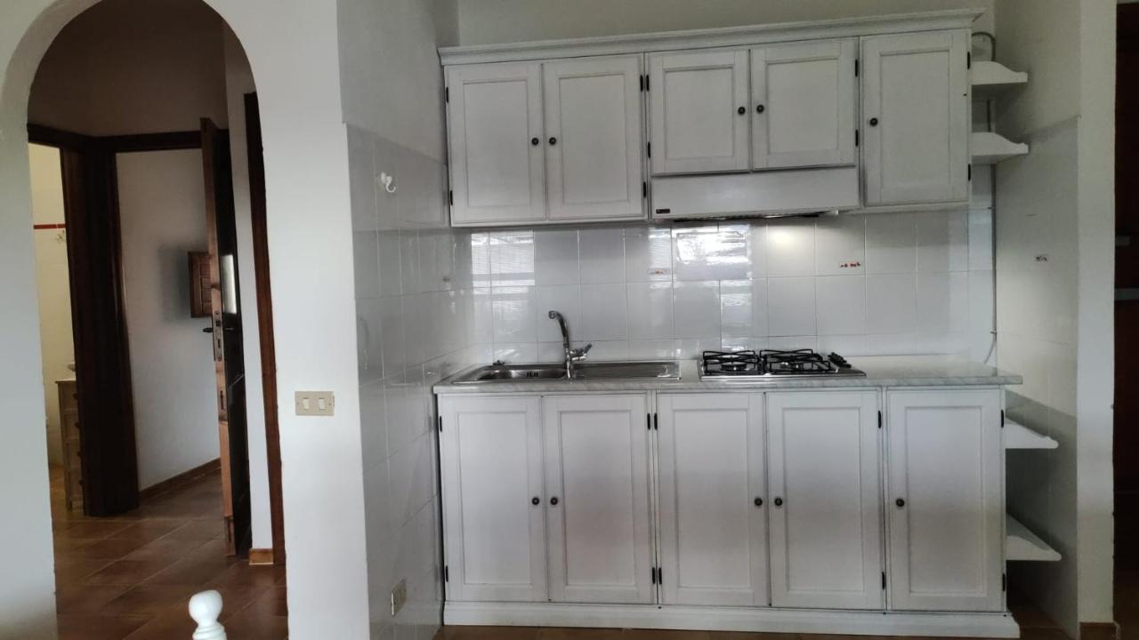 Residence Spiaggia Bianca Golfo Aranci Esterno foto
