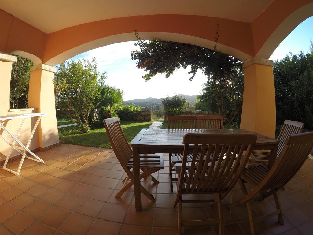 Residence Spiaggia Bianca Golfo Aranci Esterno foto