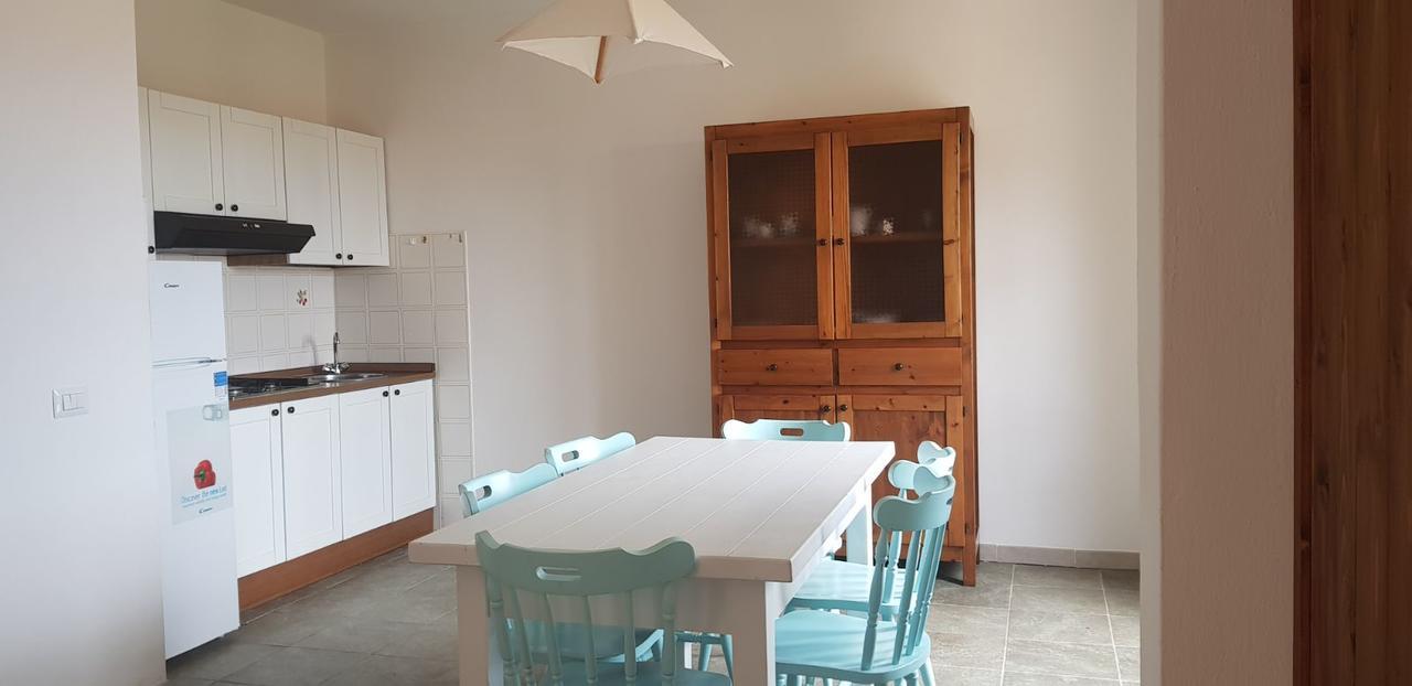 Residence Spiaggia Bianca Golfo Aranci Esterno foto