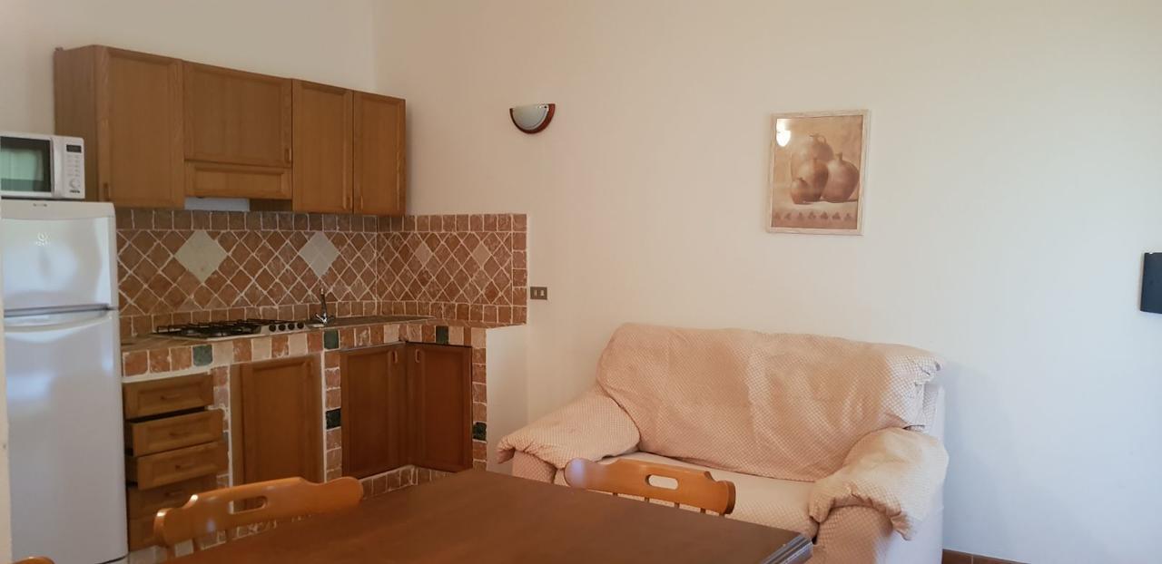 Residence Spiaggia Bianca Golfo Aranci Esterno foto